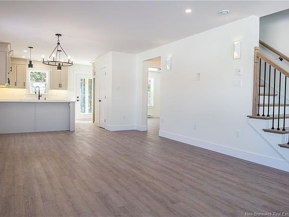 5th image of 49 Homestead Dr