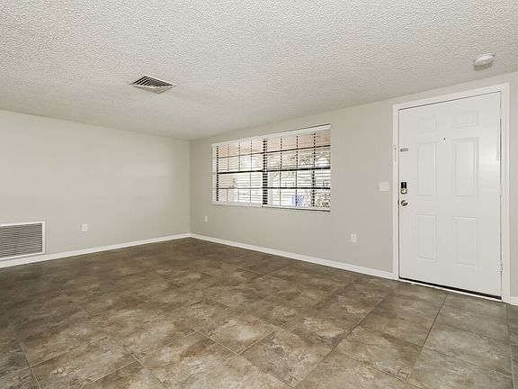 4th image of 4347 Otter Way