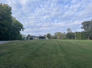 1515 240th St, Mount Pleasant, IA 52641
