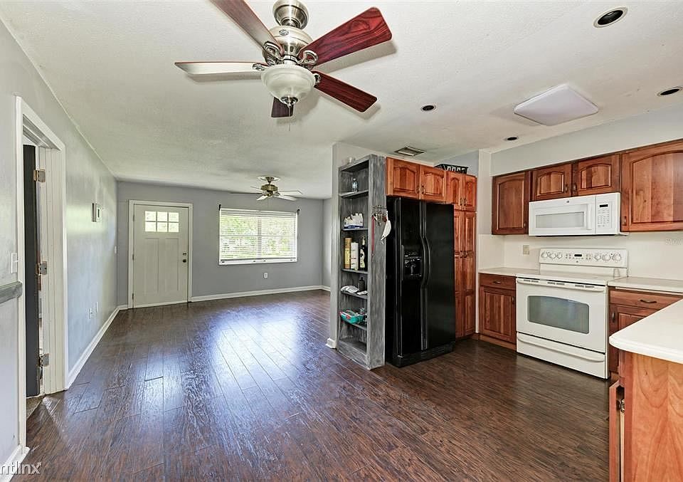 1st image of 707R 67th Avenue Dr W
