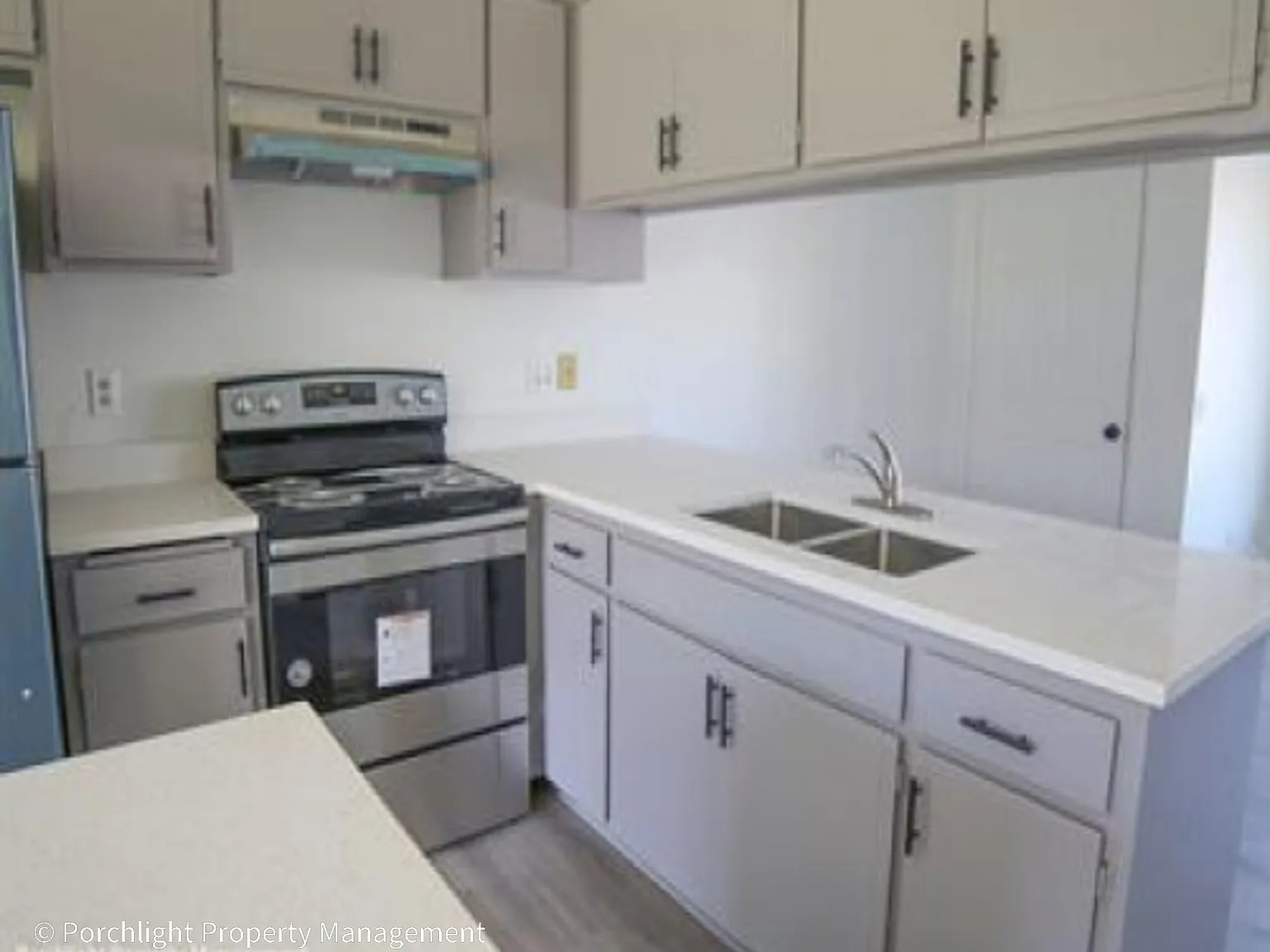 MAINS1313 - D — Photo 3