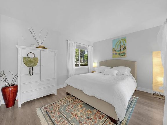 3rd image of 74 Stanford Way #74