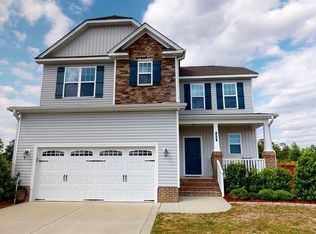 71 Rowland Dr, Fuquay Varina, NC 27526