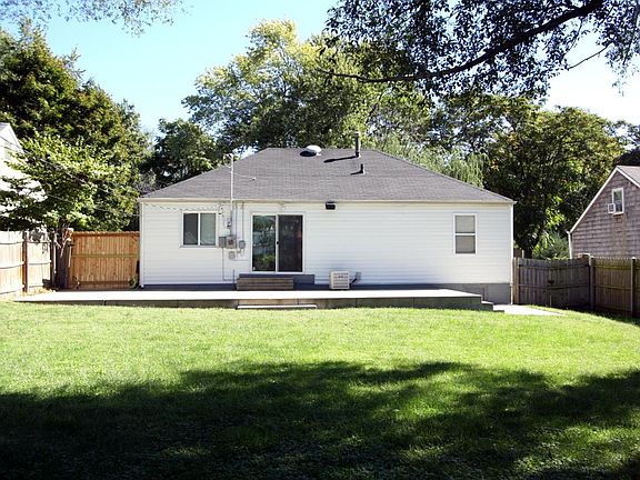 4th image of 4920 Canterbury St