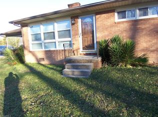 2533 E Woodlyn Way, Greensboro, NC 27407