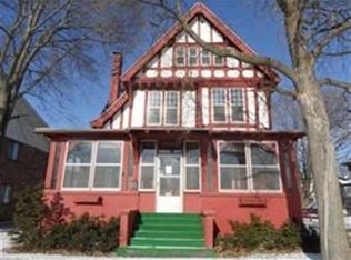 525 E Cook St, Portage, WI 53901