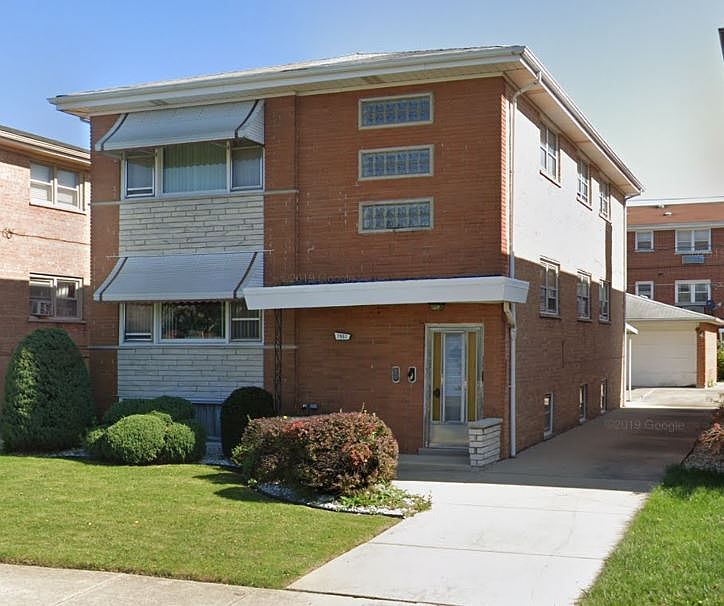 1st image of 7951 S Komensky Ave