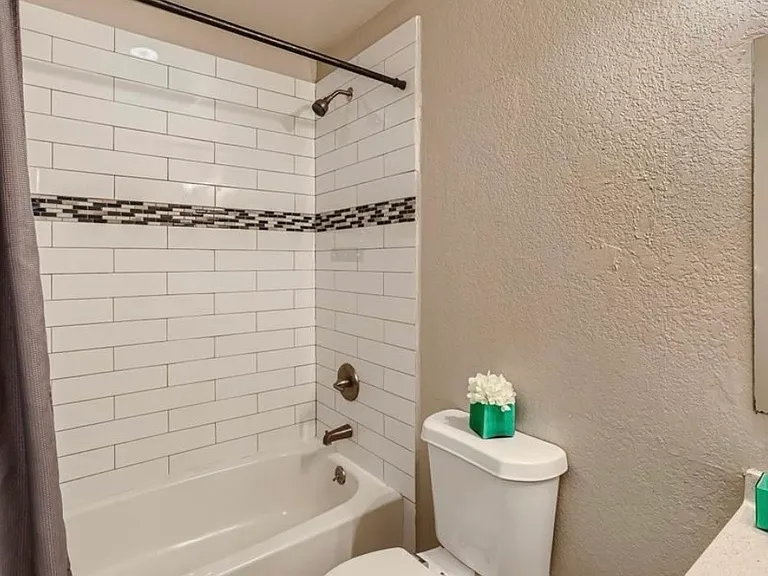 4125 Chamberlin S — Photo 9