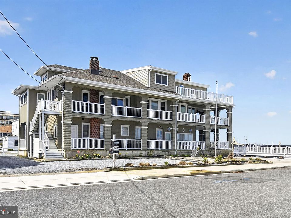 1st image of 401 Bayfront