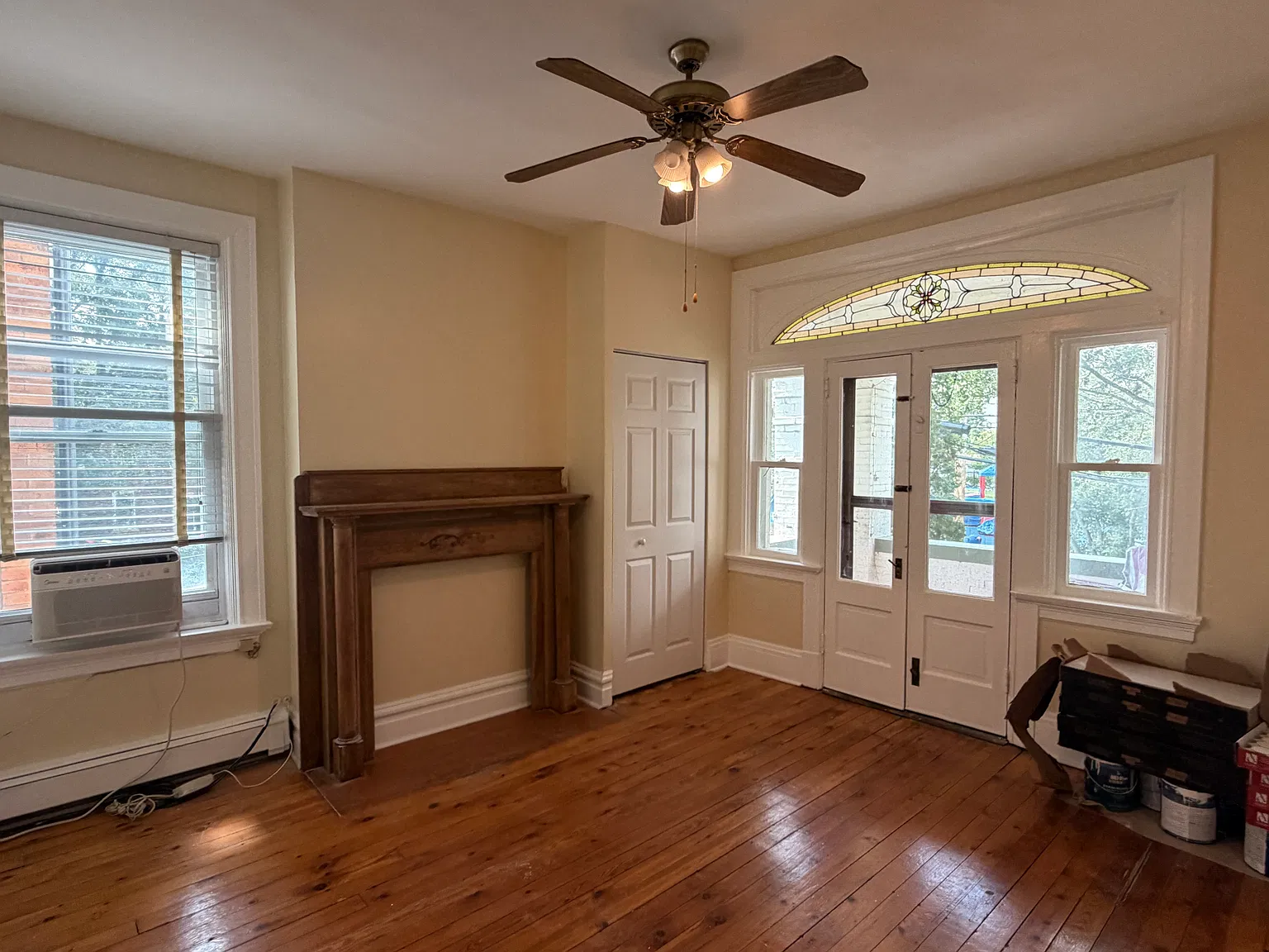 2 bed, 1100 sqft, $1,540 — Photo 2