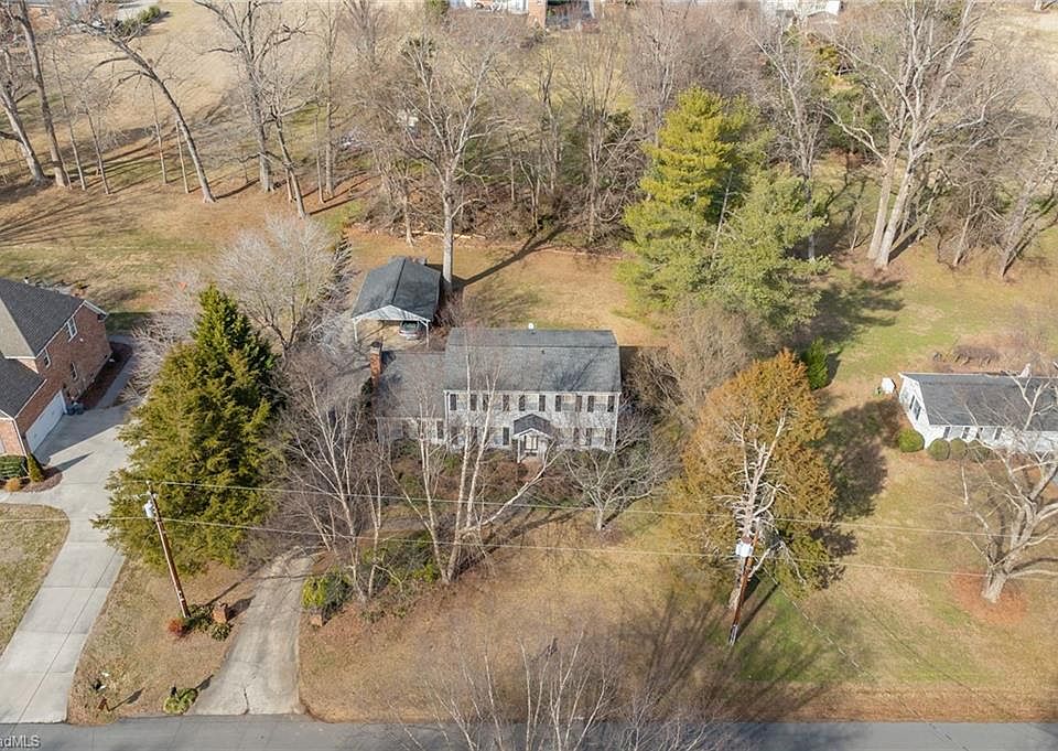 1st image of 219 Prestwick Dr