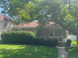 787 S Cambridge Ave, Elmhurst, IL 60126