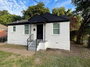 1377 Lyceum Rd, Memphis, TN 38106
