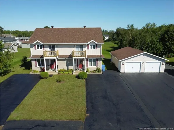 280 Sunset Dr, Beresford, NB E8K 2G6