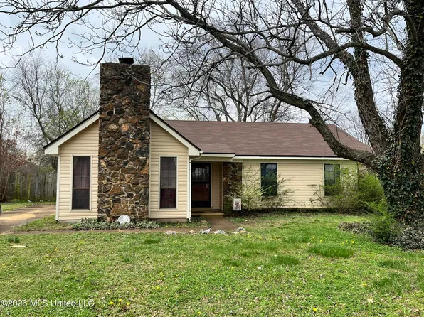 719 White Ash Dr, Southaven, MS 38671