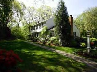 868 Silvermine Rd, New Canaan, CT 06840