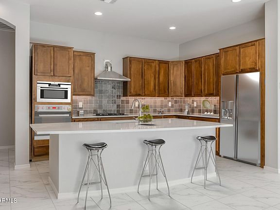 4th image of 2887 W CHEVELON Drive