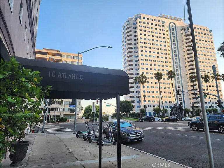 10 Atlantic Ave #706 — Photo 17