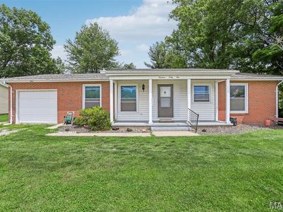1961 E Union Ave, Litchfield, IL, 62056
