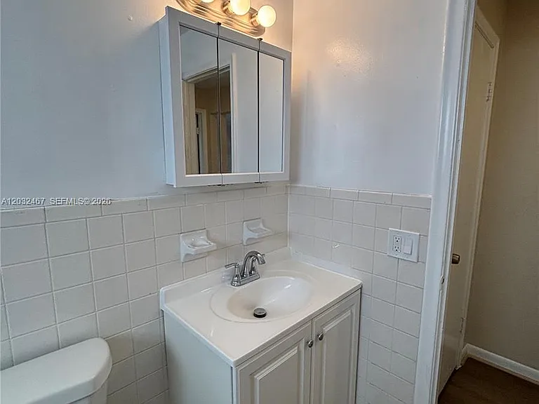 6661 SW 18th St #206 — Photo 8