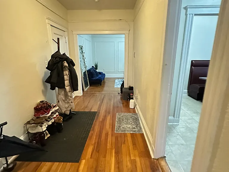 70 Chiswick Rd #1 — Photo 11