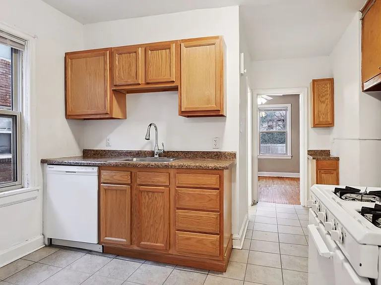 1708 Grand Ave — Photo 13