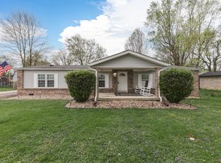 429 Pearl St, Whiteland, IN
