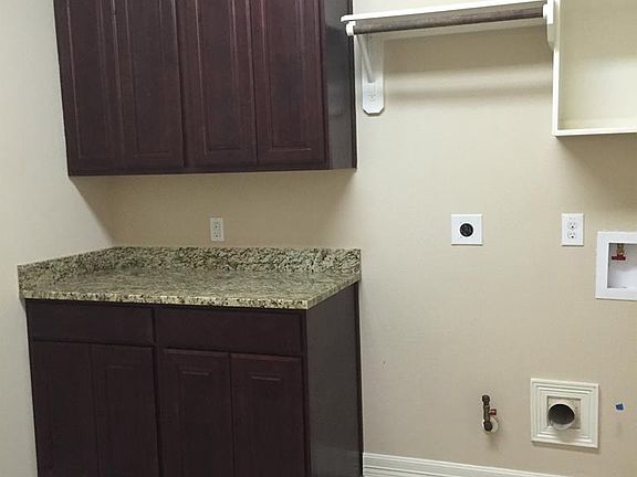 5th image of 4902 Stingray St