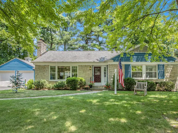 4127 Bronson Blvd, Kalamazoo, MI 49008