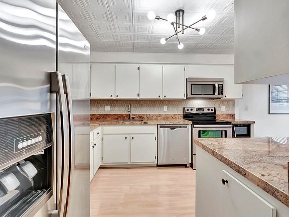 4th image of 26 Westgate Lane #D