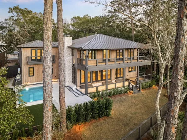 613 Eden Dr, Santa Rosa Beach, FL 32459