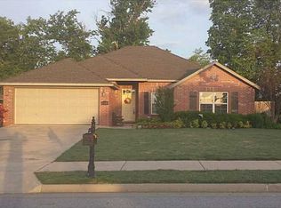 3764 Serenity St, Springdale, AR 72764