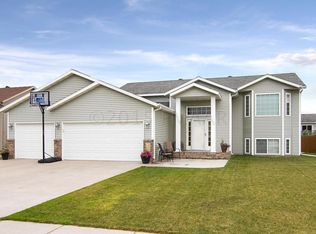 3523 Harrison St S, Fargo, ND 58104