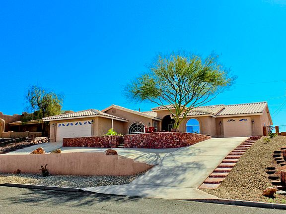 2nd image of 3010 Saddleback Dr