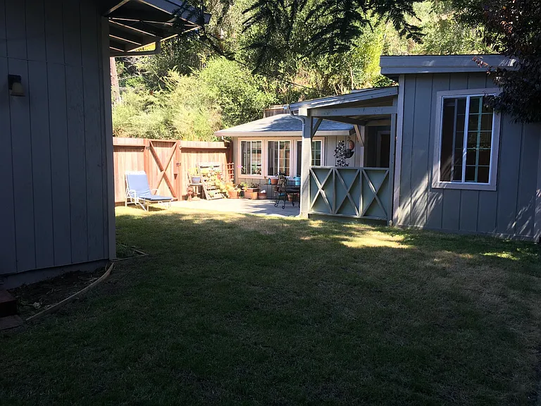 330 Shoreline Hwy #REAR COTTAGE — Photo 14