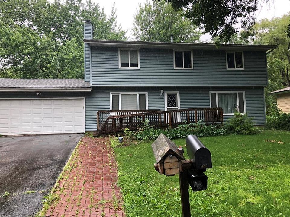 2nd image of 3370 Heritage Ln