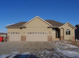 1700 Locust Ave, Brandon, SD 57005
