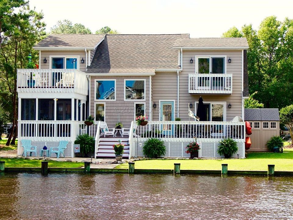 10 Widows Watch Water side