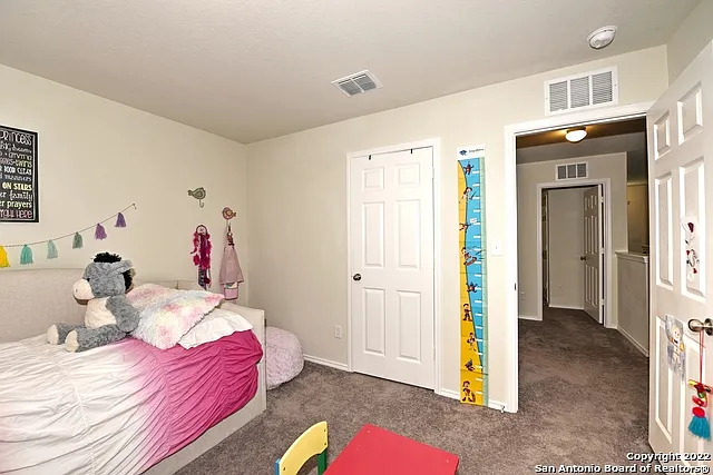 7807 Cottonwood Rdg — Photo 32