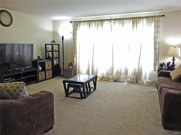 3 Shady Pines Ave — Photo 15