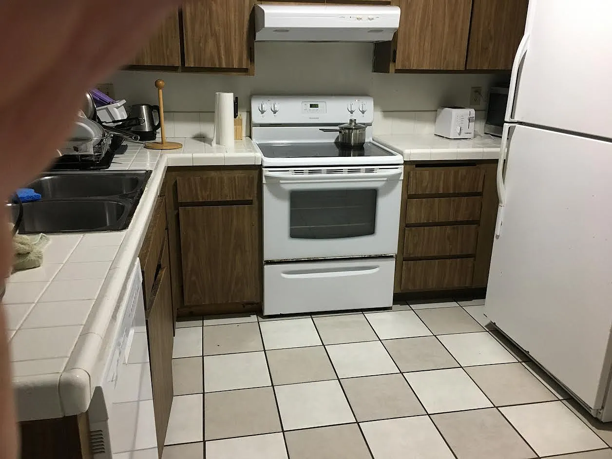 3 bed, 1.5 bath, 1354 sqft, $4,100 — Photo 3