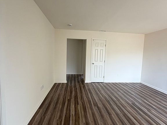 2nd image of 4539-41 Clairemont Mesa Blvd #4539