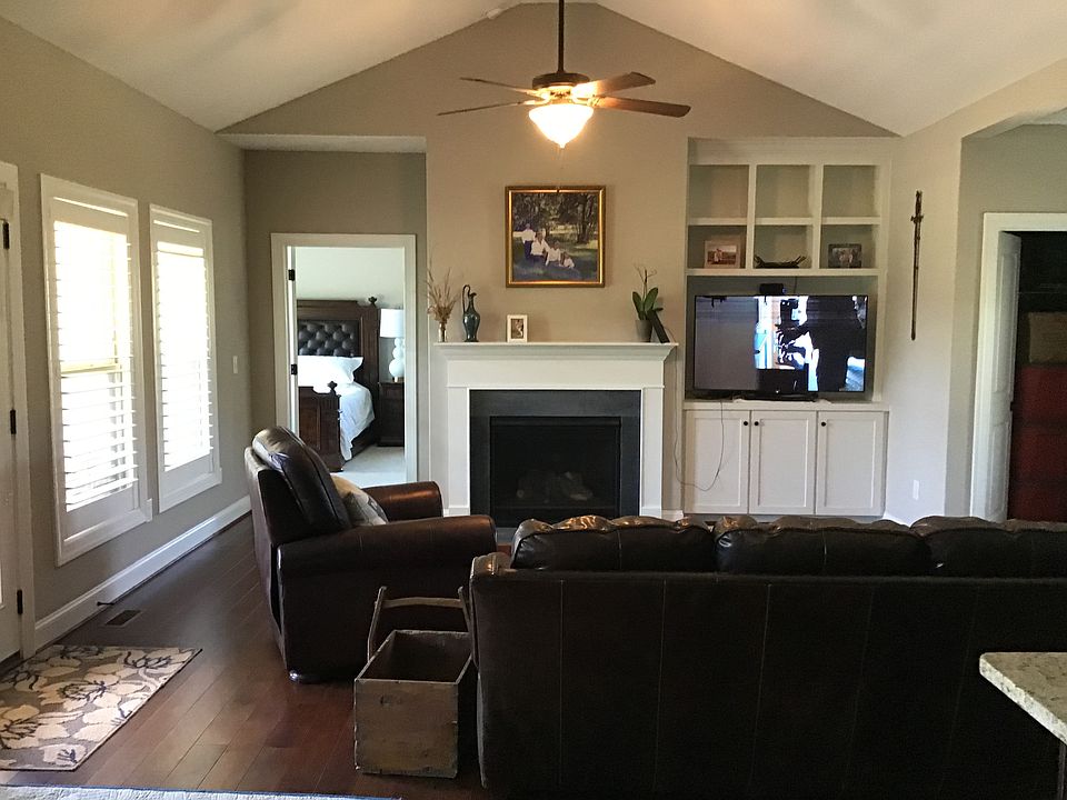 1st image of 190 Still Poplar Pl