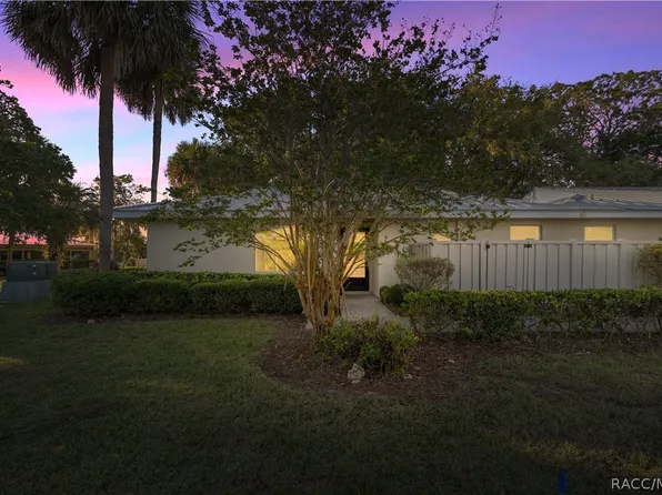 1223 N Egret Point, Crystal River, FL 34429