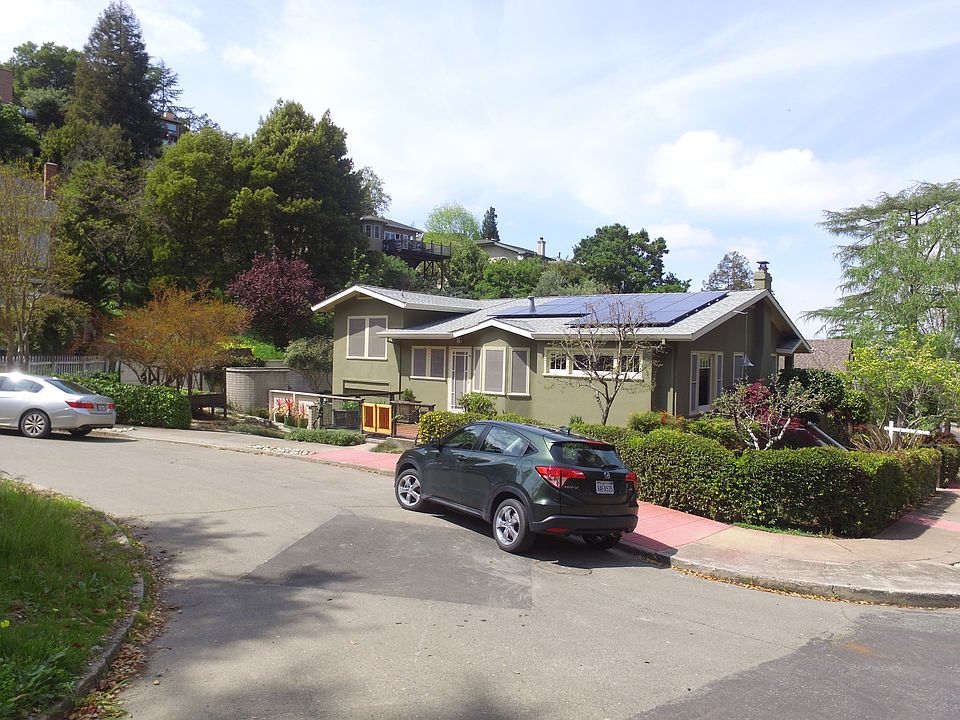 1st image of 1040 Arlington Way