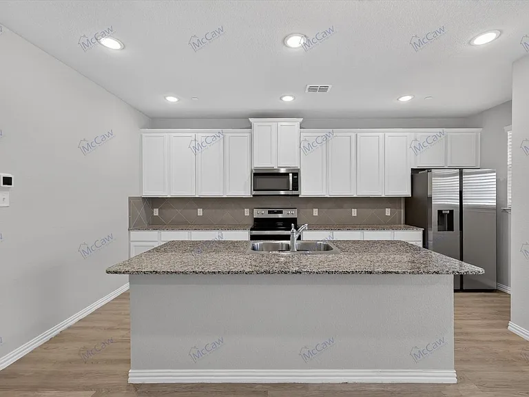 3500 Cricket Dr — Photo 4