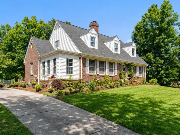 636 Yellowstone Dr, Birmingham, AL 35206