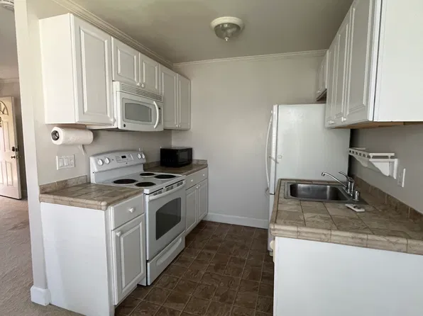 8628 Via Mallorca APT D, La Jolla, CA 92037