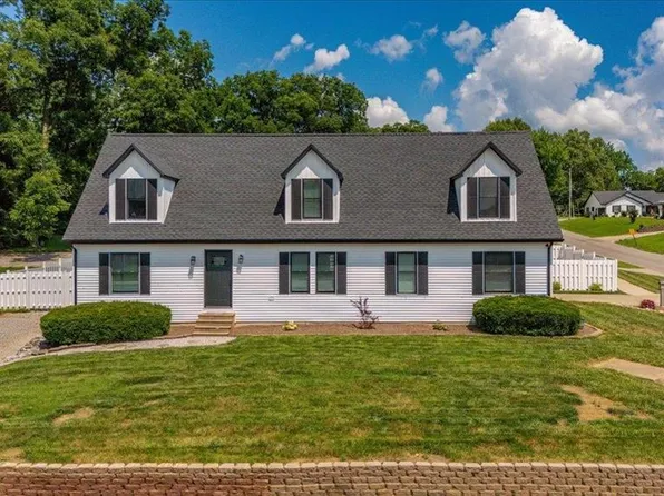 219 S 6th St, Rockport, IN 47635
