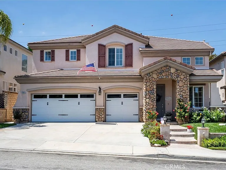 24231 Blossom Ct — Photo 1